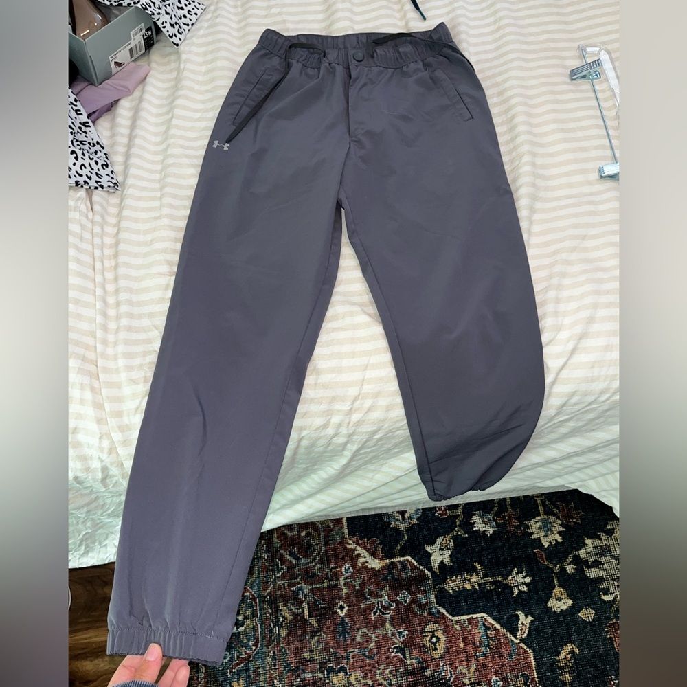 Gray under armour sweatpants